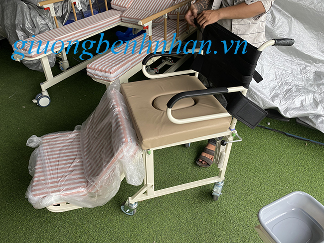 giuong-benh-nhan-tach-lam-xe-lan-33